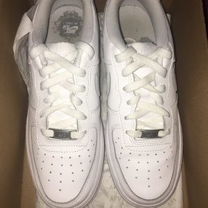 White Air Force 1 youth size 6